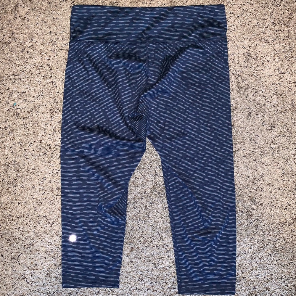 C9 blue crop leggings - size L